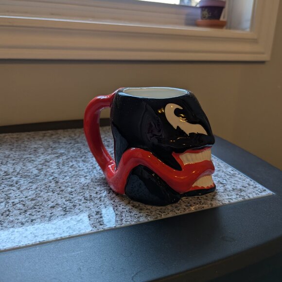 Marvel Venom Coffee Mug - Picture 2 of 3